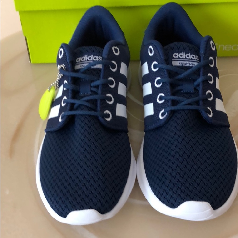 NIB women’s Adidas cloudfoam memory footbed  shoes - Picture 5 of 8
